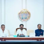సచివాలయంలో మైనారిటీ సంక్షేమ శాఖపై సమీక్ష నిర్వహిస్తున్న సీఎం రేవంత్ రెడ్డి.