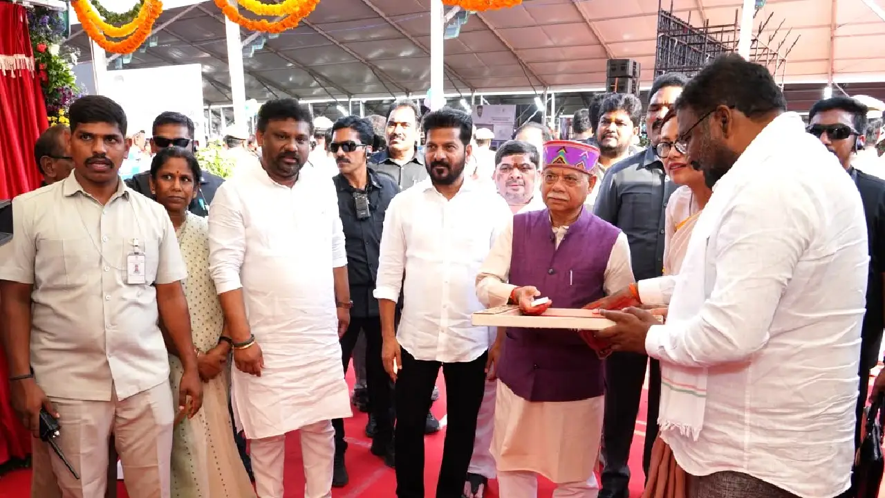 తెలంగాణలో క్రీడా విప్లవం — రూ.50.73 కోట్లతో మినీ స్టేడియంలు, స్పోర్ట్స్ అకాడమీలకు సీఎం రేవంత్ రెడ్డి శ్రీకారం